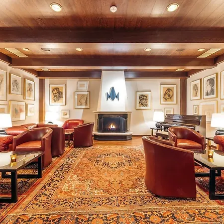 Holt - The Art Hotel 4*